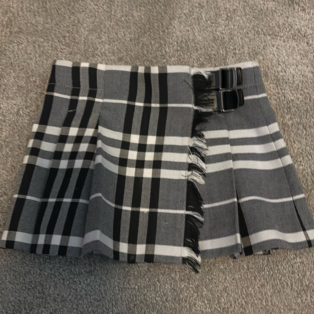 Burberry pleated skirt.  Size 18 mos